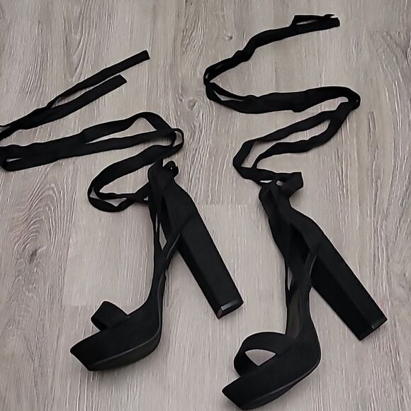 Dream Pairs Black Suede Tie Up Chunky High Heels Women's Size 9 1/2 - Picture 3 of 8